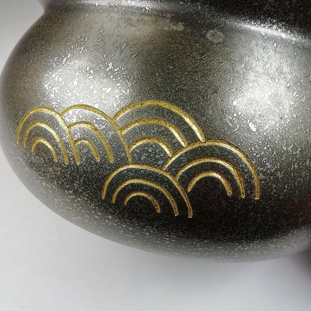 Ｗ２９０　建水　『惶斎好写　伝来形　青海波彫』『金谷宗林 作』　共箱　茶道具