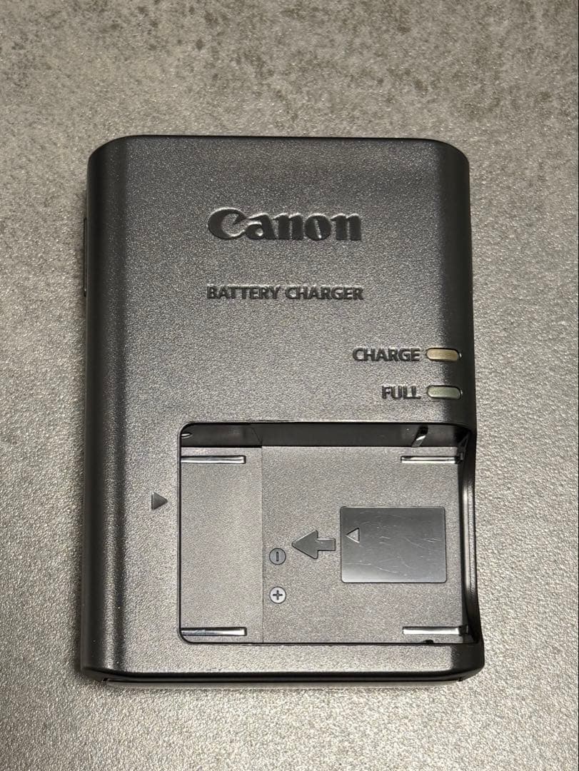 デジタルカメラ Canon EOS M10