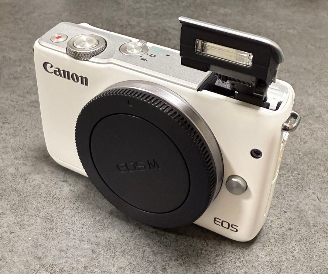 デジタルカメラ Canon EOS M10