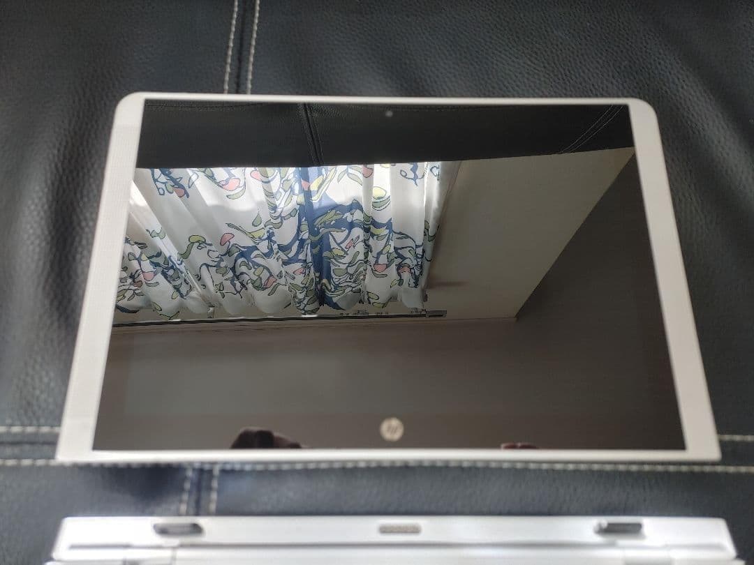 HP 2in1 タブレットPC/Webカメラ/動画視聴/コンパクトで持ち運び便利