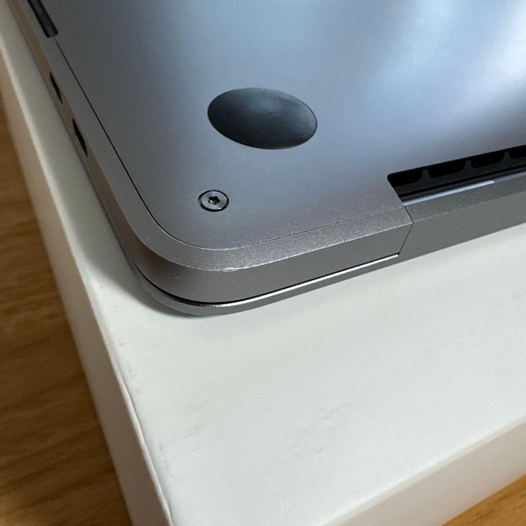 MacBook Pro 2019 13インチ メモリ16GB SSD512GB