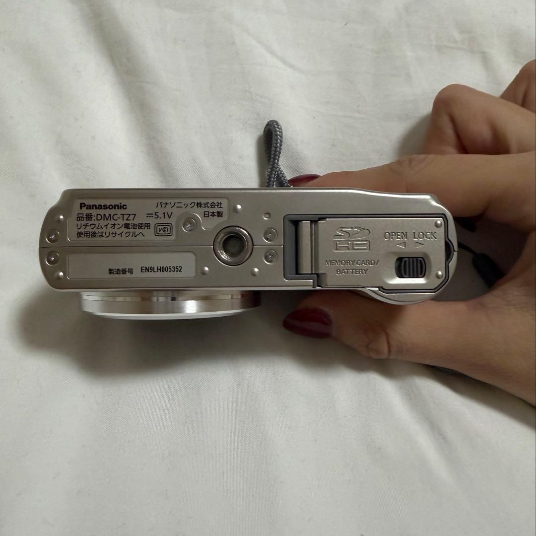 Panasonic LUMIX 12x コンパクトデジタルカメラ