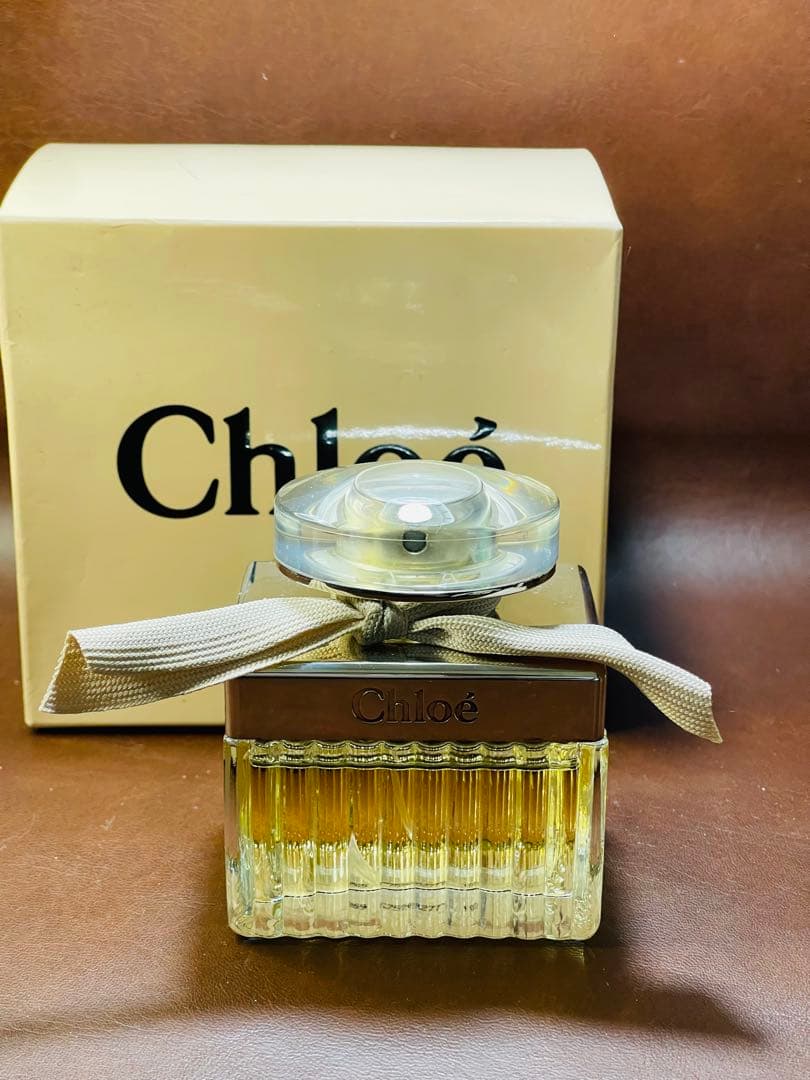 ほぼ未使用 CHLOE クロエ オードパルファム 50ml
