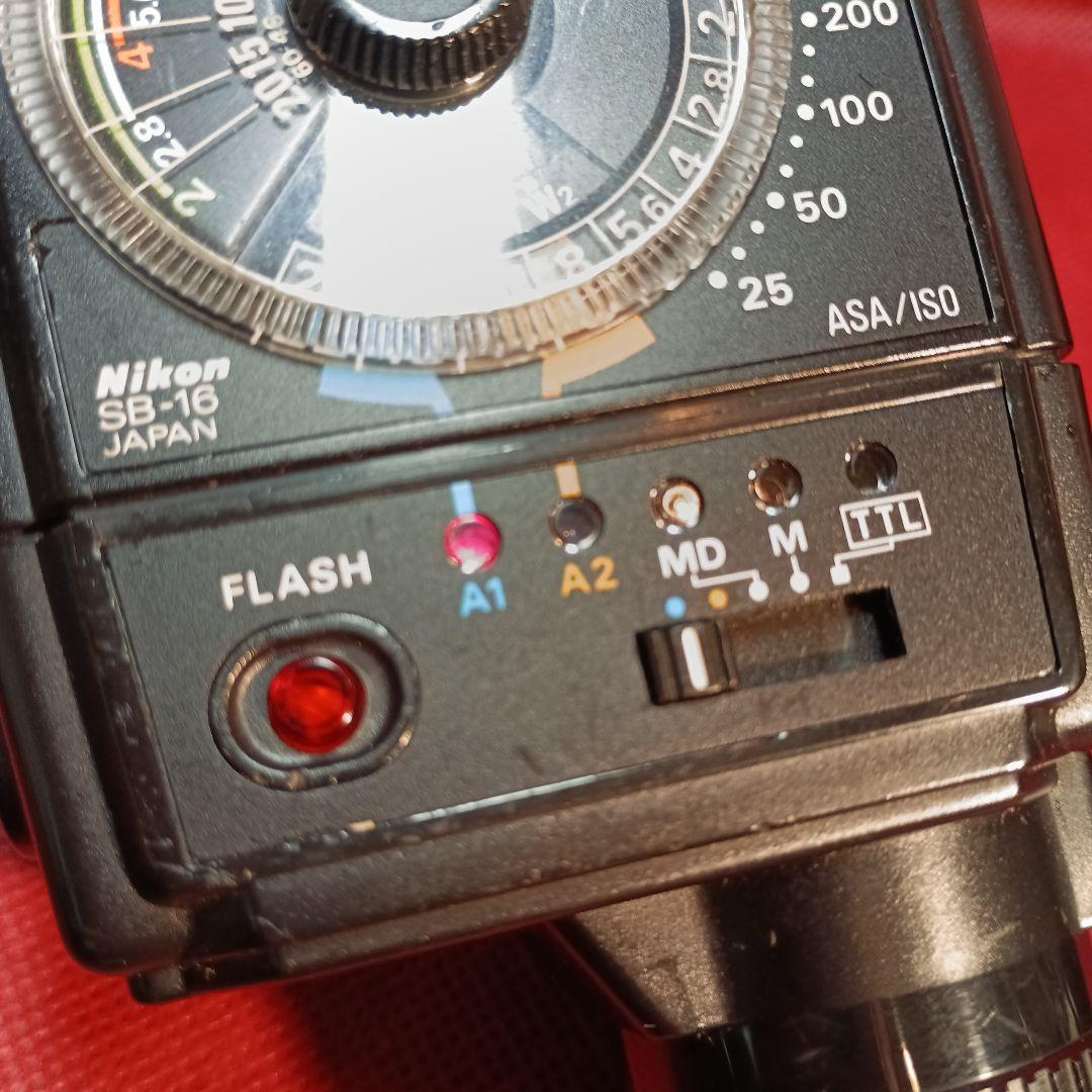 Nikon F3 一眼レフカメラ + レンズ2本 + フラッシュ