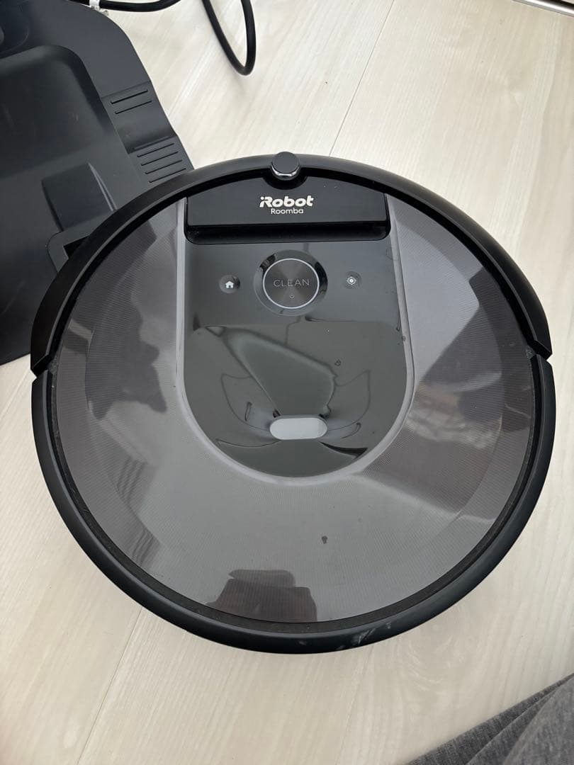 【ジャンク品】ルンバi7 ホームベース付き