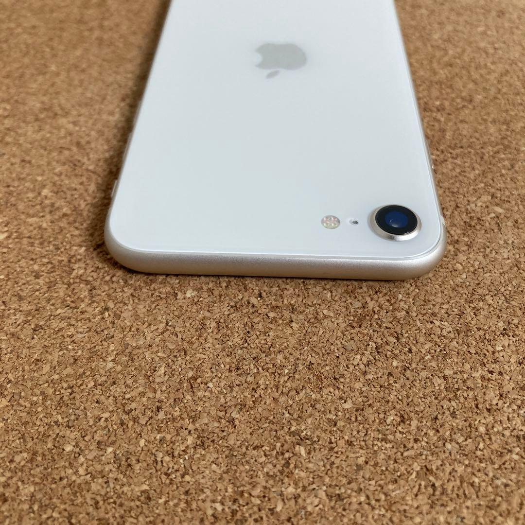 4182【早い者勝ち】電池新品☆iPhoneSE3 64GB SIMフリー☆
