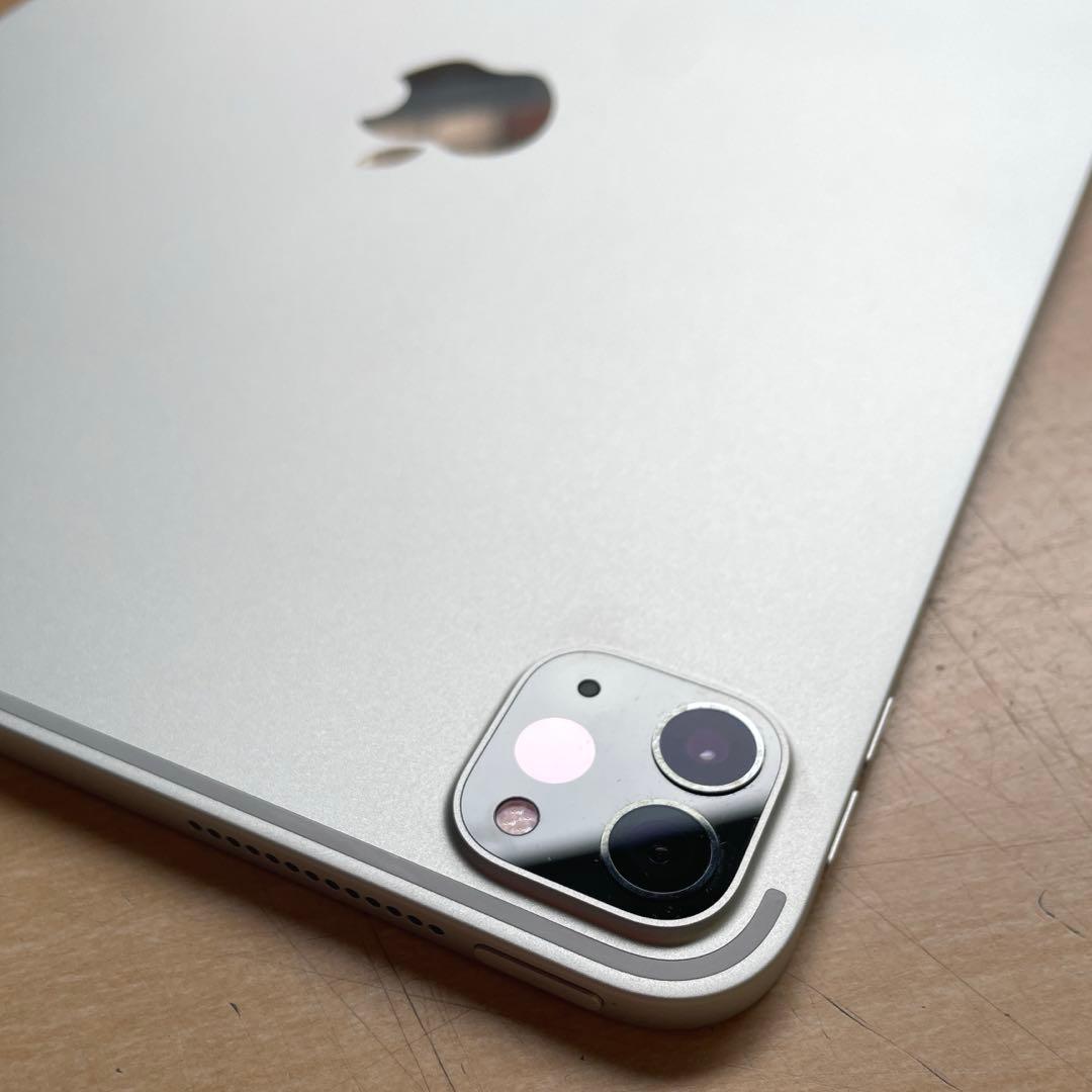 iPad Pro 11インチ　第2世代　シルバー　128GB 超美品　#4