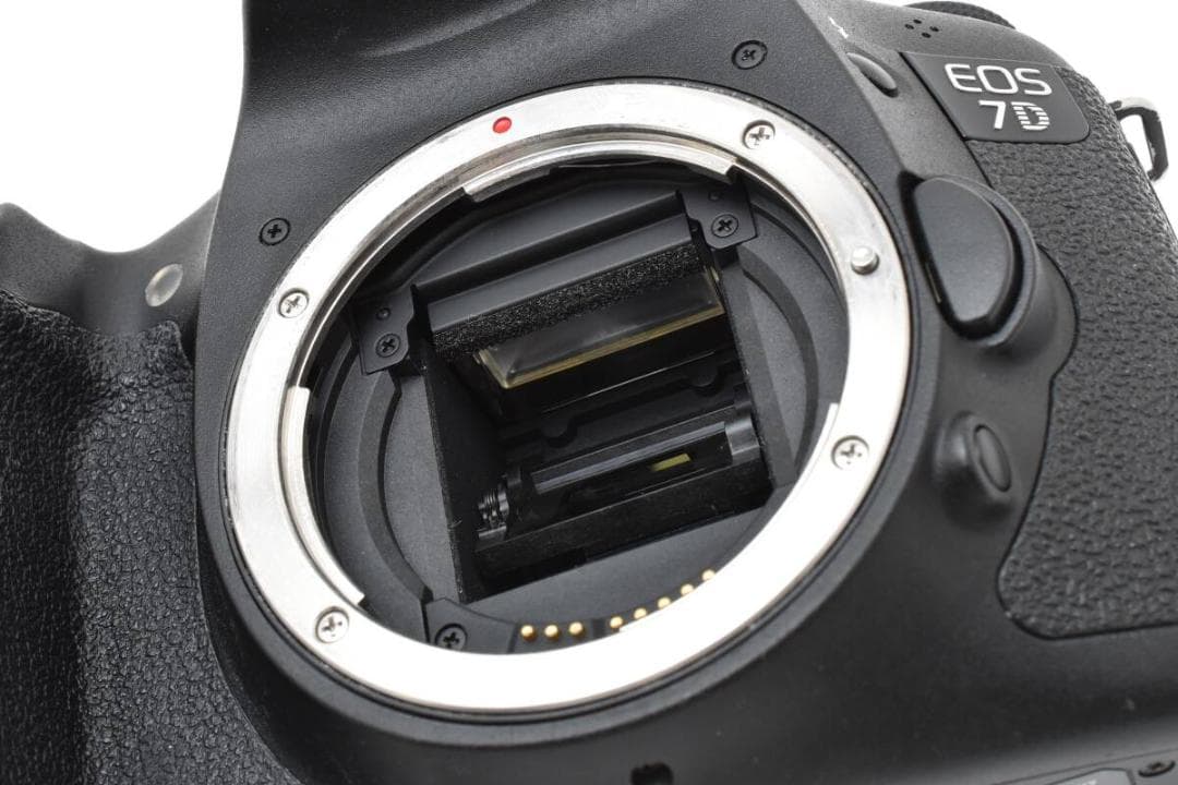 【良品】Canon デジタル一眼レフカメラ EOS 7D ボディ#177