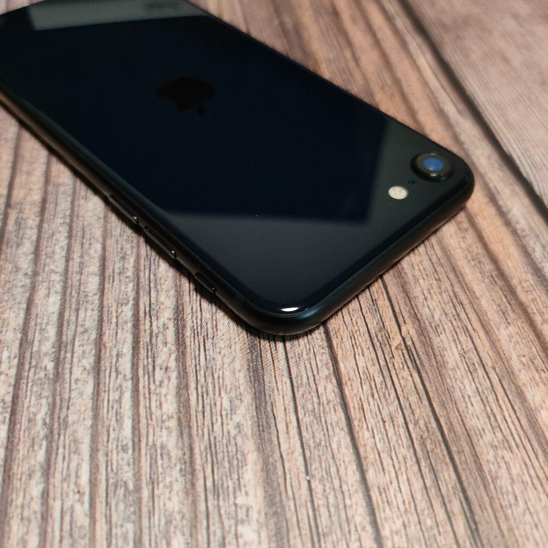 iPhone SE 第3世代 64GB バッテリー86%