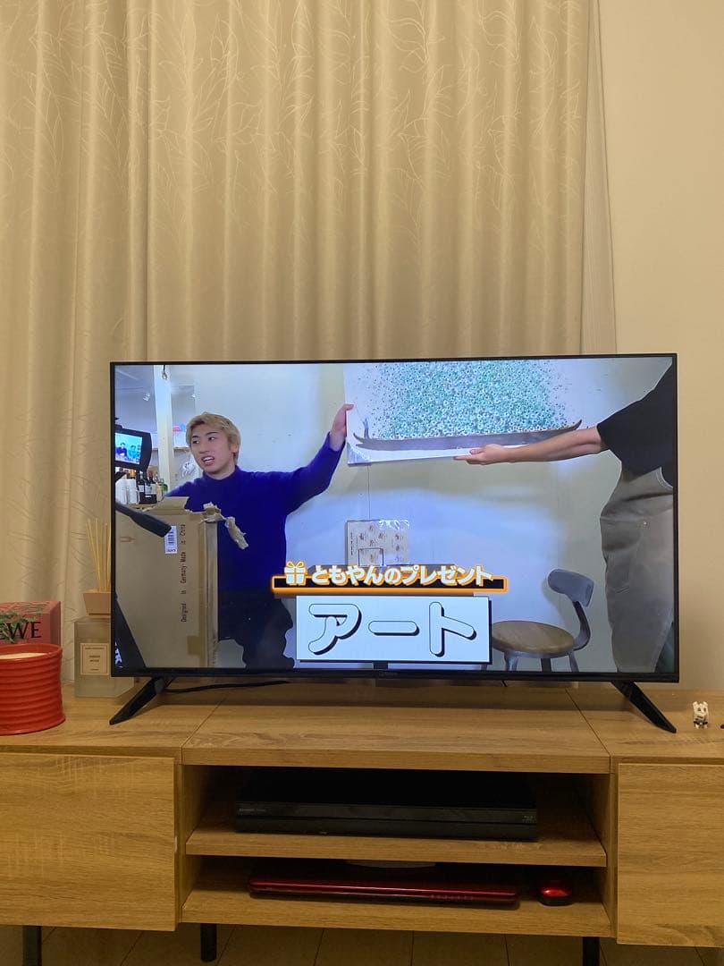 テレビ　40インチ