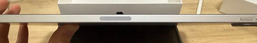 【バッテリ98%】iPad Pro12.9第5世代256GB新品Keyboard