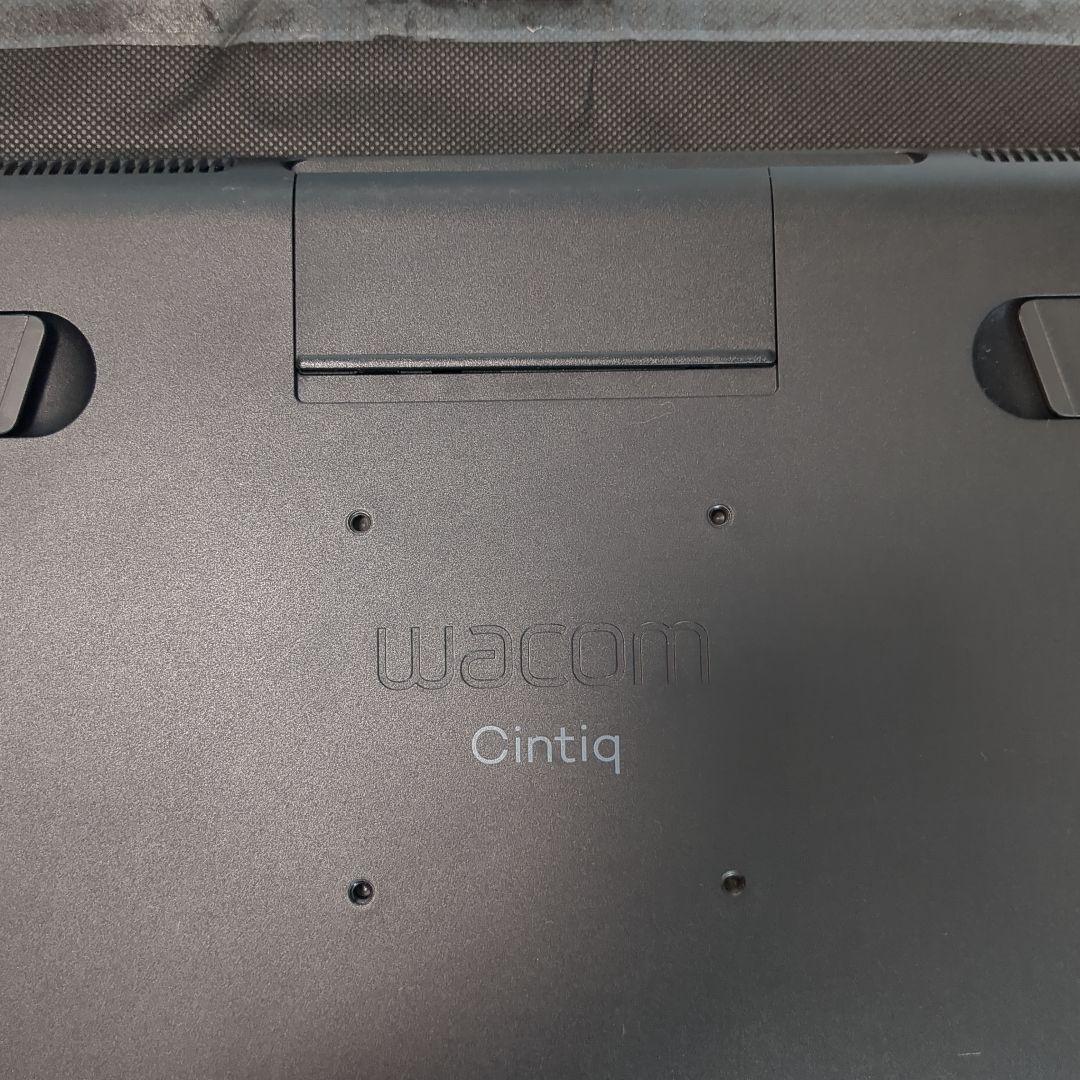 液タブ・ペンタブ Wacom Cintiq16(DTK1660K1D)