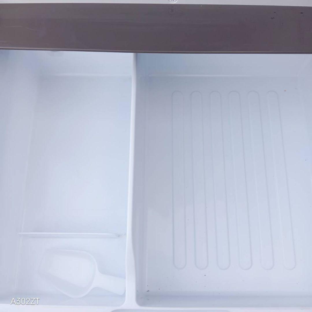 B350 送料設置無料 SHARP　自動製氷機能付大型冷蔵庫　350L