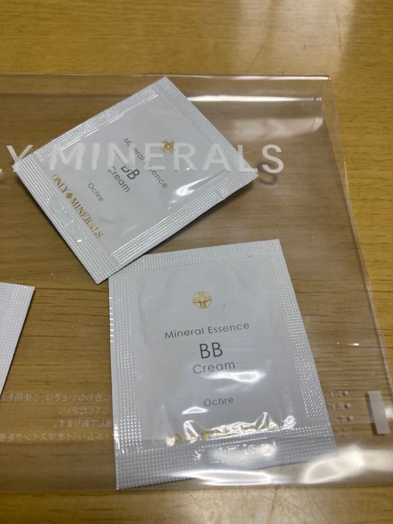 ヤーマン　UVクリーム　リップクリーム×2 パウチ３個　六点セット