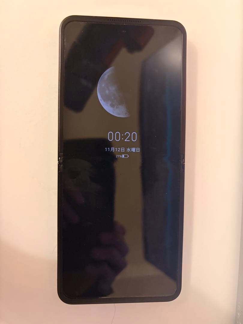スマートフォン本体 Nubia flip 5G