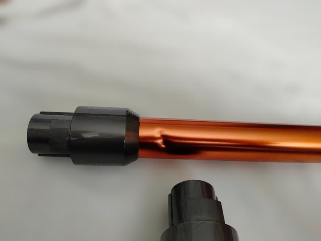 ダイソン SV12 ［ジャンク品］　本体アタッチメントセット　1点