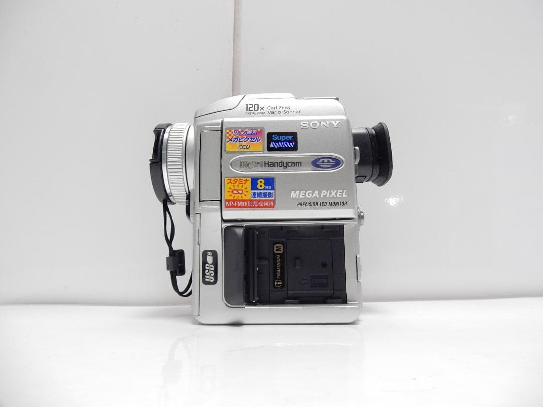 動作品　Mini DV　ソニーデジタルビデオカメラ　SONY DCR-PC110