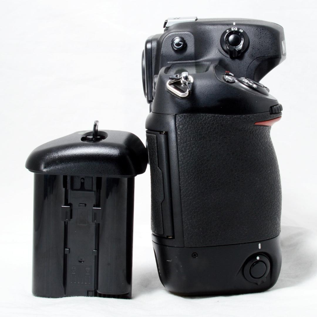 ⭐️良品⭐️Nikon ニコン D2H ボディ★シャッター数14218★
