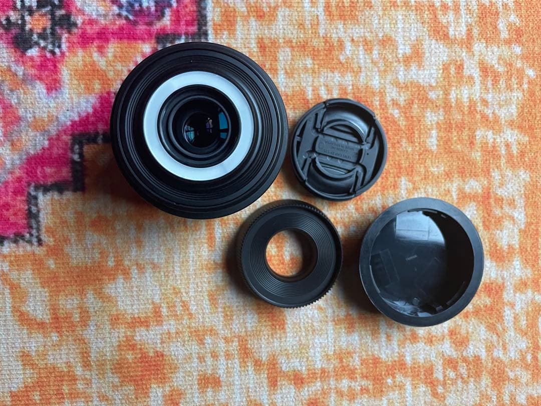 Canon マクロ EF-S 35mm 1:2.8 レンズ　LED内蔵 中古