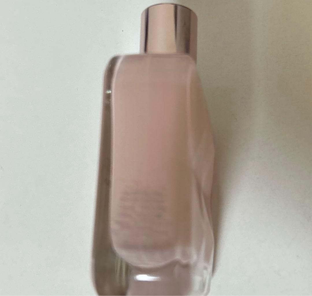 ジバンシィ　イレジスティブル オーデパルファム ローズ ベルベット香水　80ml