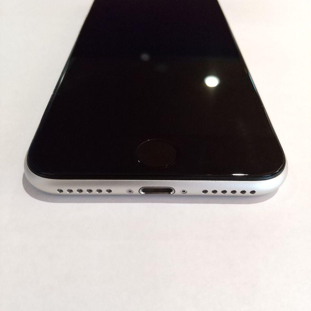 iPhone SE3 64Gb SIMフリー スターライト　白色　506121