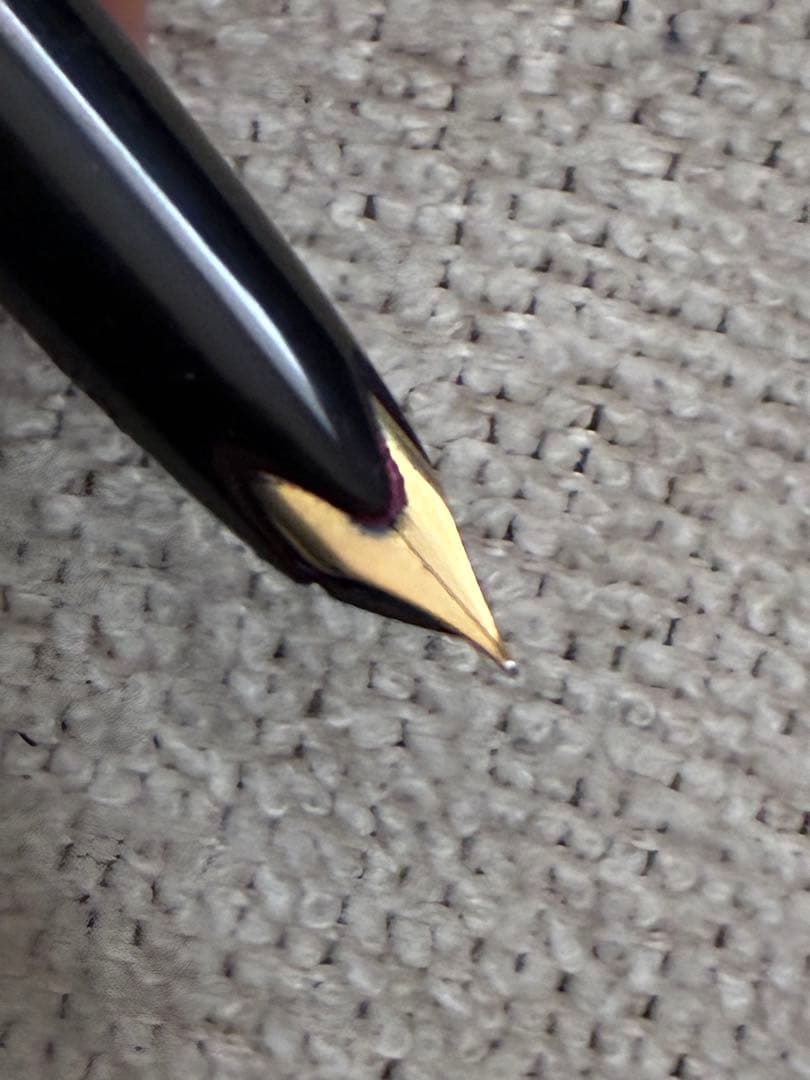 ◾️MONT BLANC モンブラン◾️万年筆 N o.14◾️黒色／金色◾️吸入式◾️
