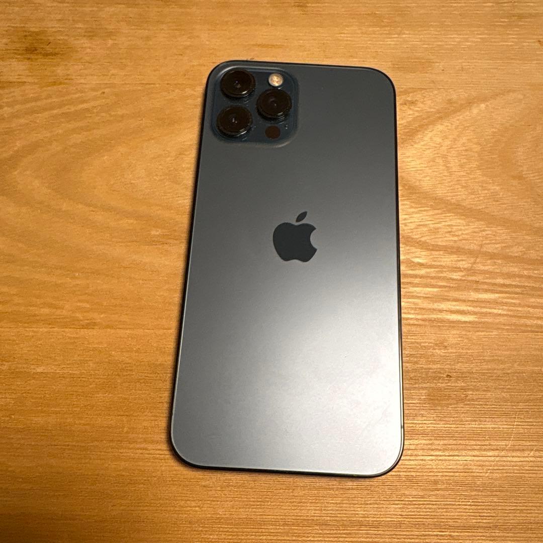 Apple iPhone 12 グラファイト