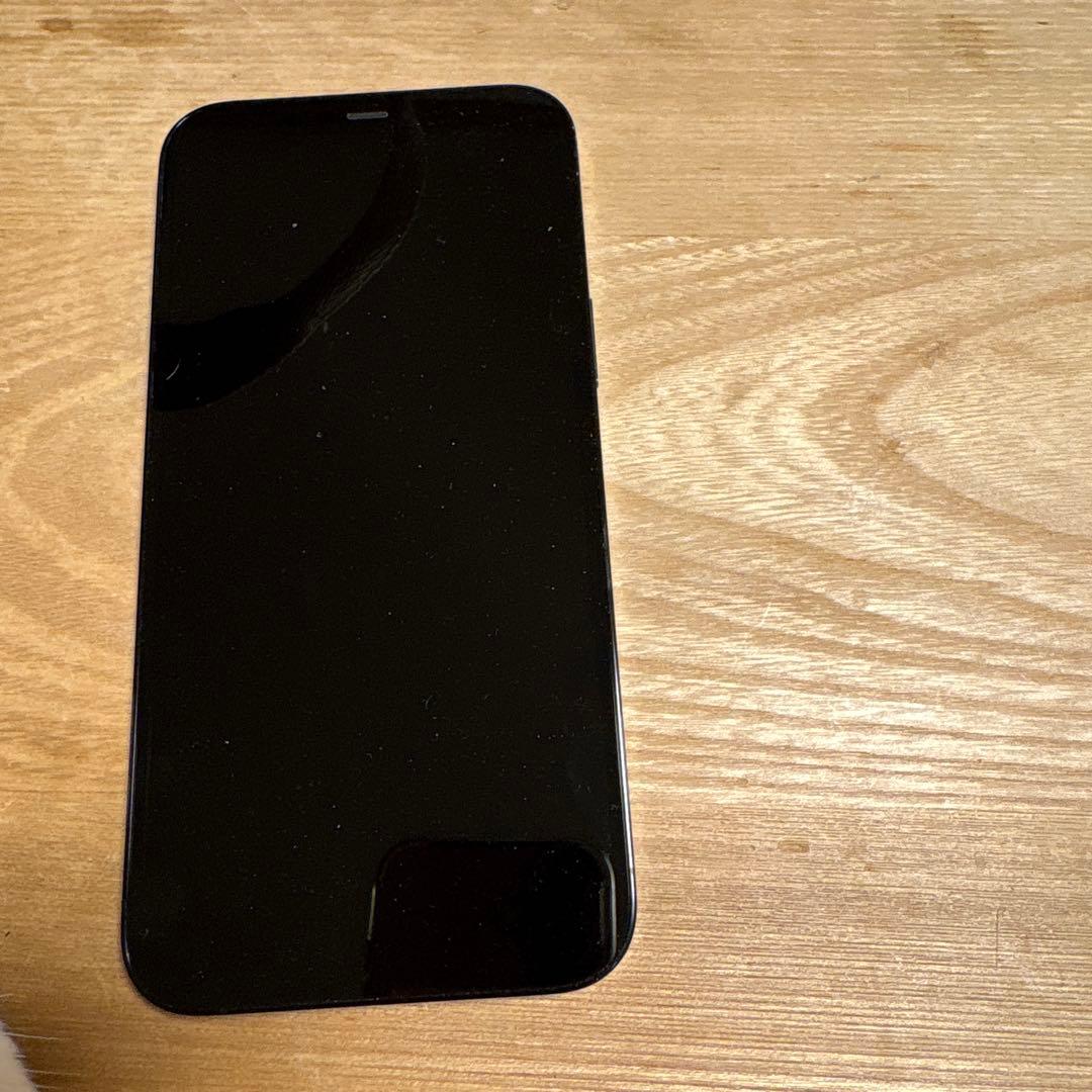 Apple iPhone 12 グラファイト
