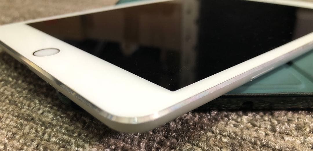 iPad mini4 Wi-Fi＋Cellular Simフリー 16GB