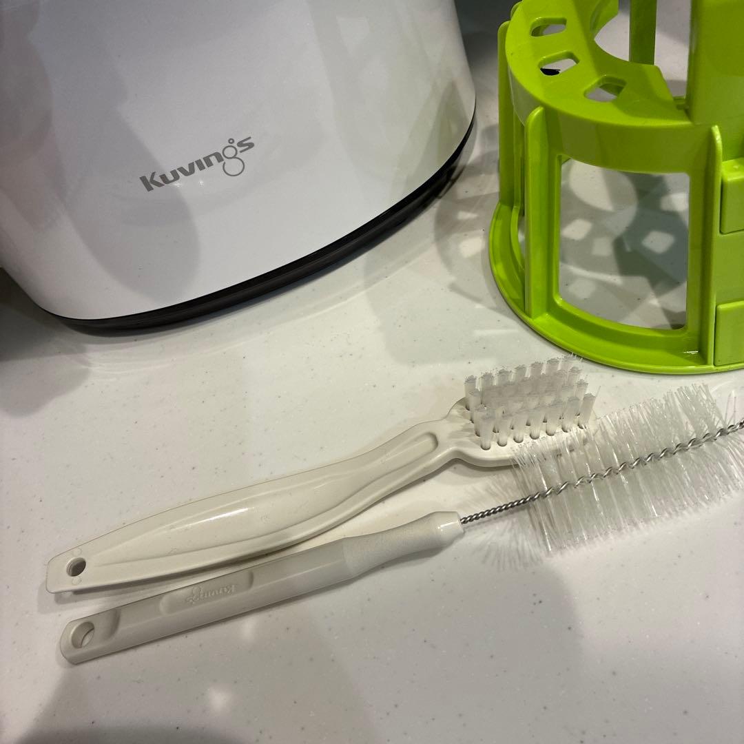 クビンス　Kuvings スロージューサー ホワイト　JSG-30 美品