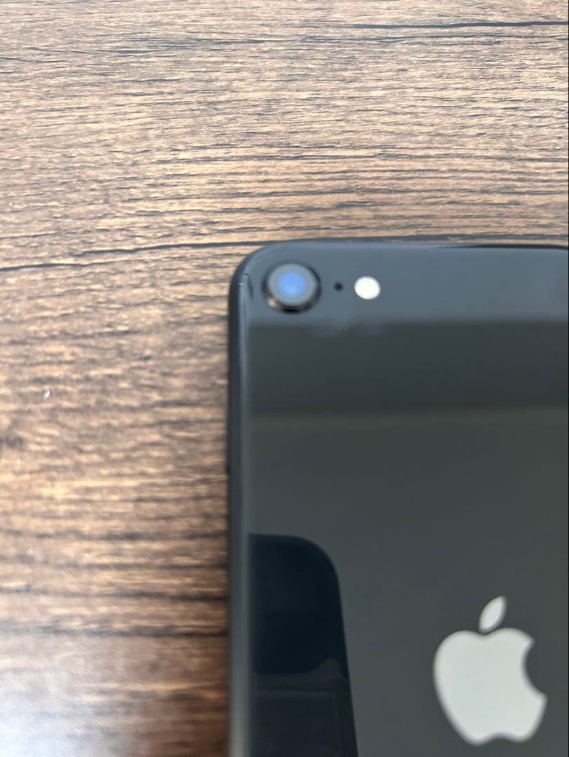 iPhoneSE 第2世代 ブラック バッテリー76% 良品