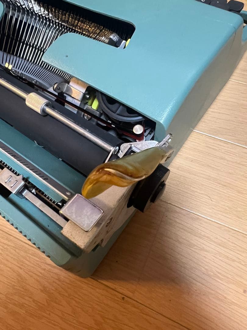 極美品 Olivetti Lettera 32 タイプライター ヴィンテージ