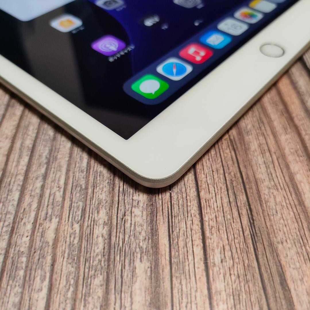 iPad 第7世代 128GB SIMフリー 美品 バッテリー90%