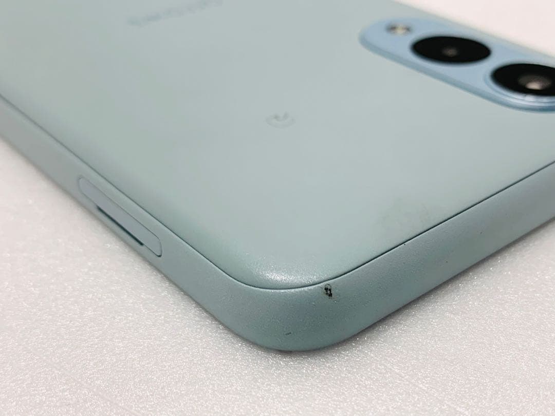 arrows We2 ライトブルー F-52E SIMロック解除済み 本体
