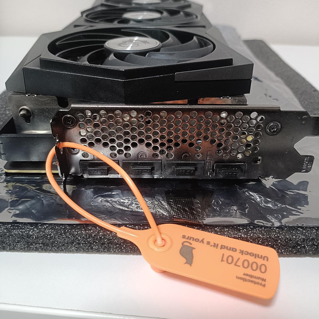 グラフィックボード・グラボ・ビデオカード MSI GeForce RTX3070 GAMING X TRIO 8G