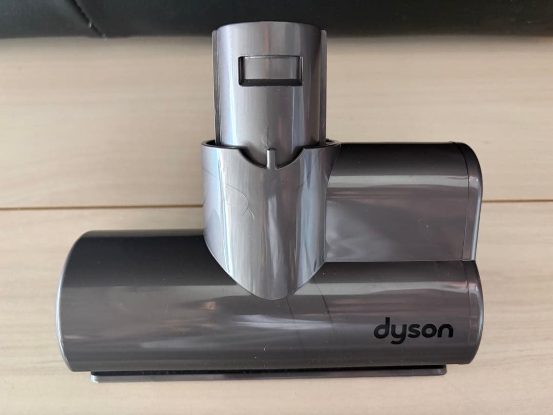 Dyson V6 Cord-Free ハンディクリーナー