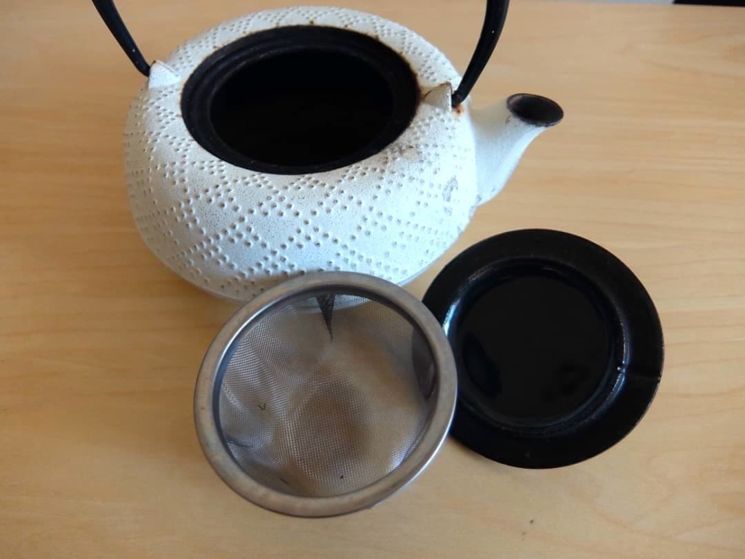 南部鉄器 急須カラーポット KOSHI アラレ白 伝統工芸 インテリアに