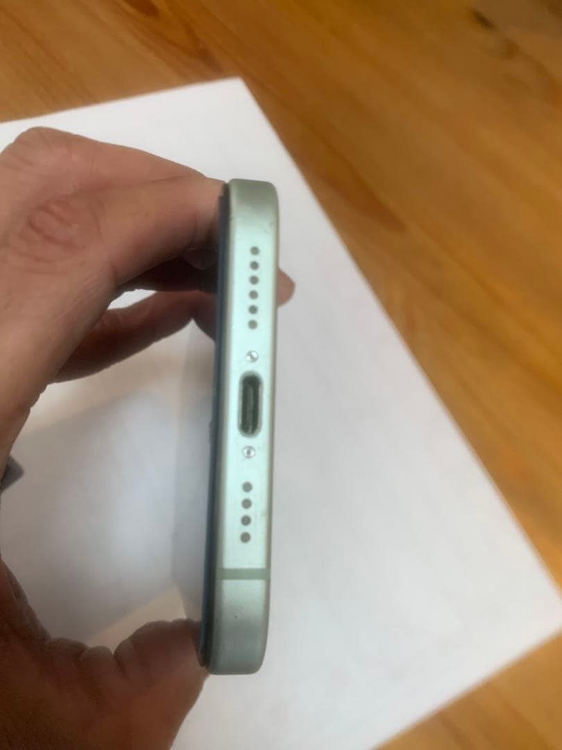 美品Apple iPhone 15plus 128g simフリーグリーン 本体