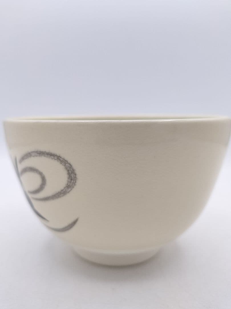 d128【新品・未使用】茶碗 色絵 ツバメ 加藤起楽 紙箱 茶道具