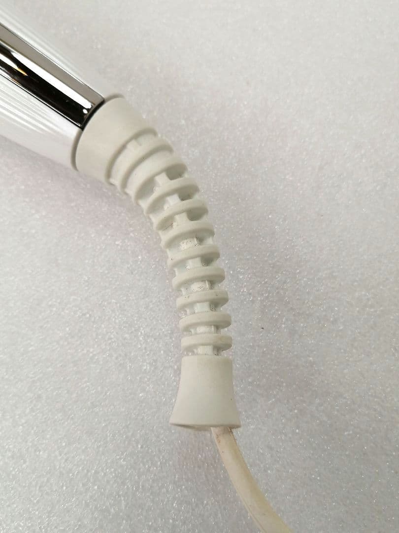 23年製　正規品リファ ビューテック カールアイロン　32mm コテ 043