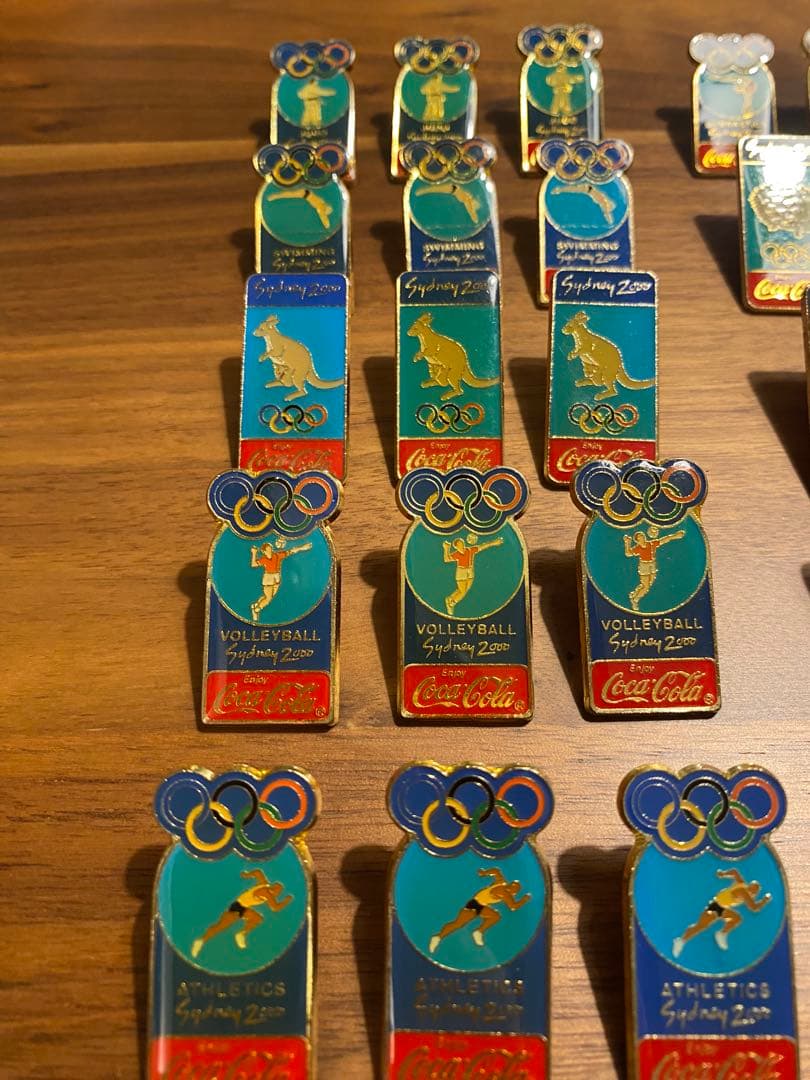 2000年シドニーオリンピック コカコーラピンバッチ43個　※バラ売り可