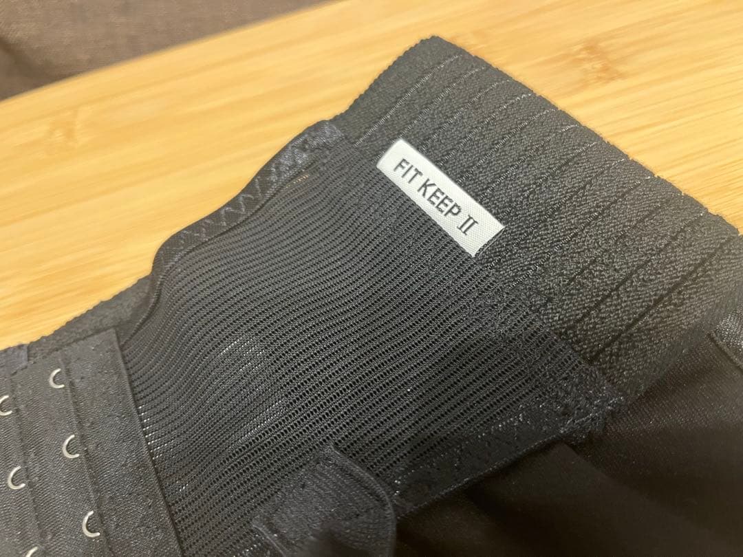 ハルさん専用　　FIT KEEP II 骨盤ベルト ブラックL L