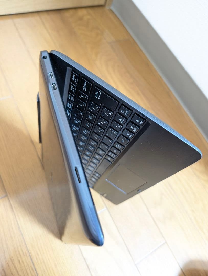 ASUS TransBook T100TA 2in1タブレットノートPC
