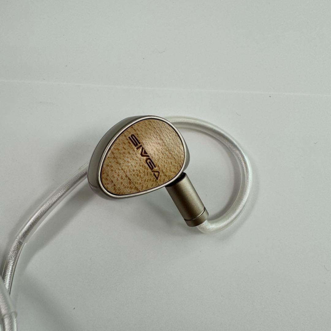 SIVGA Que 箱付き 付属品あり
