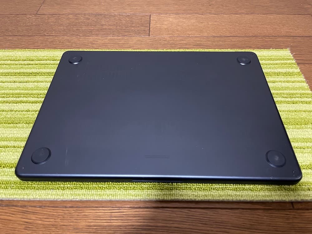 Macbook Air M2 8GB/256GB　起動しません