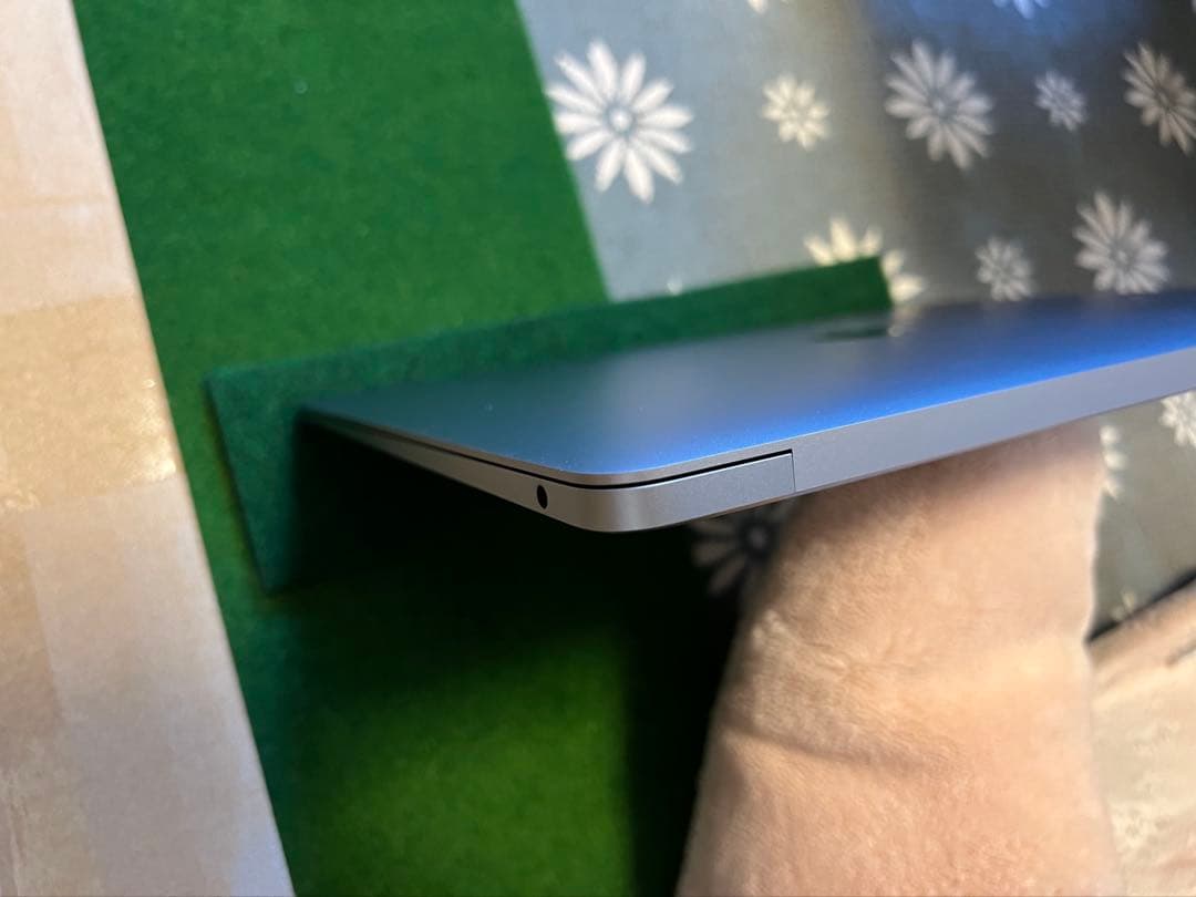 M1 MacBook Air スペースグレー バッテリー100%