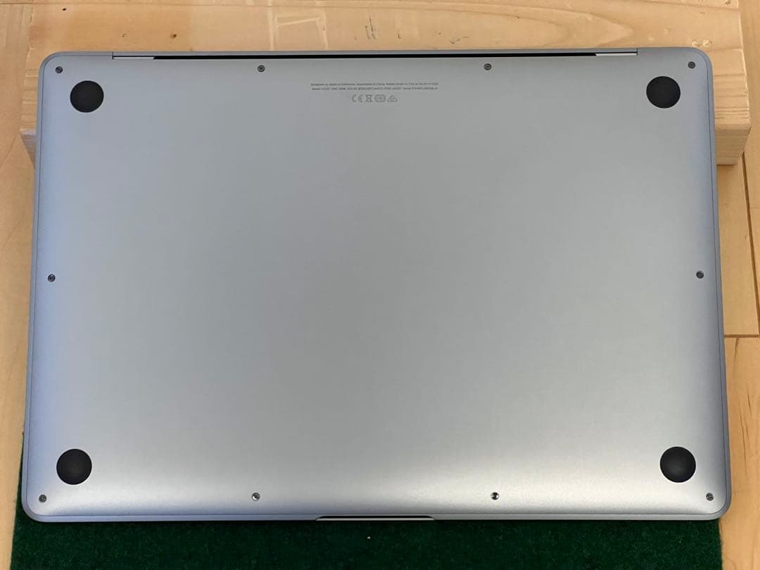 M1 MacBook Air スペースグレー バッテリー100%
