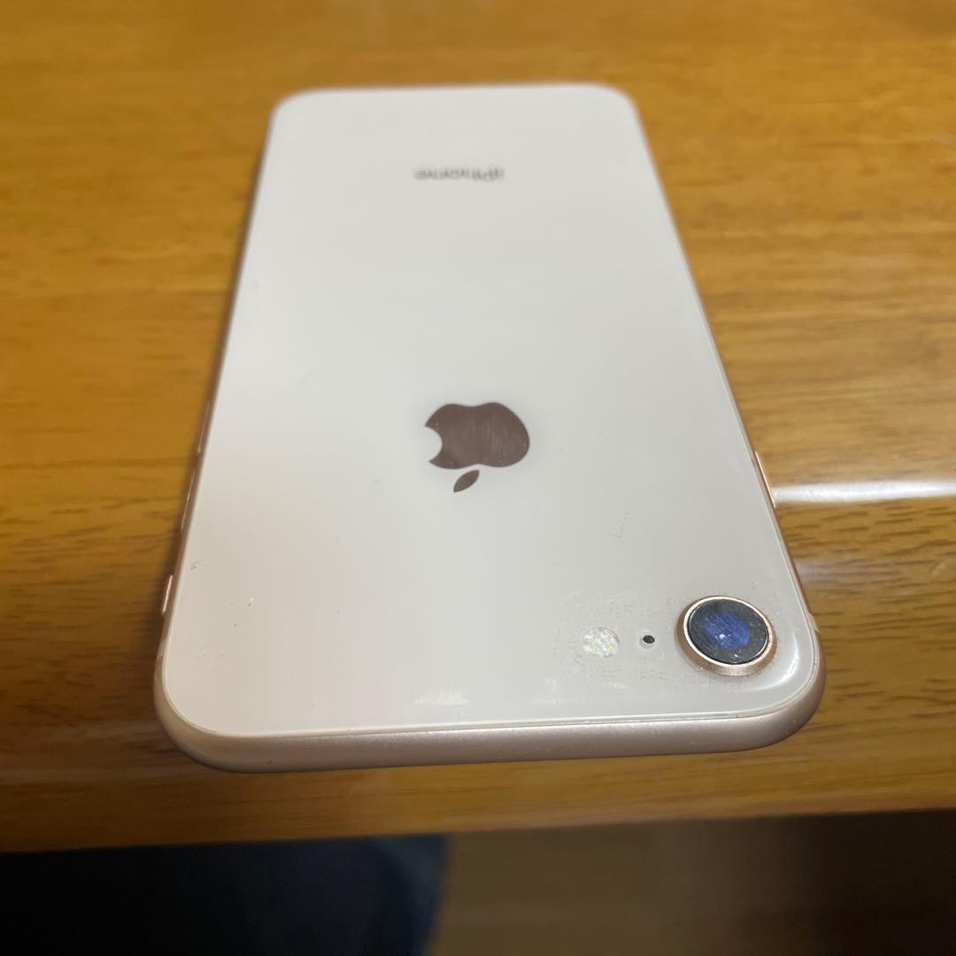 【３連休特別セール‼︎】《美品！》iPhone8 ホワイト　希少品