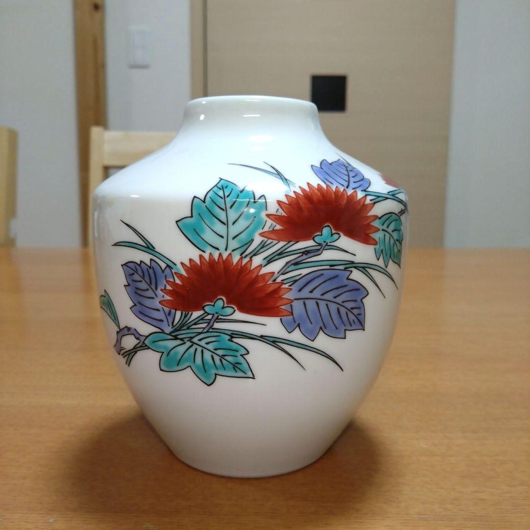 ◆人間国宝◆十三代今泉今右衛門◆錦菊絵花瓶◆有田焼◆色鍋島◆窯元梶謙◆伝統工芸品
