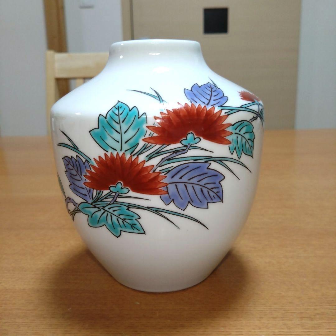 ◆人間国宝◆十三代今泉今右衛門◆錦菊絵花瓶◆有田焼◆色鍋島◆窯元梶謙◆伝統工芸品